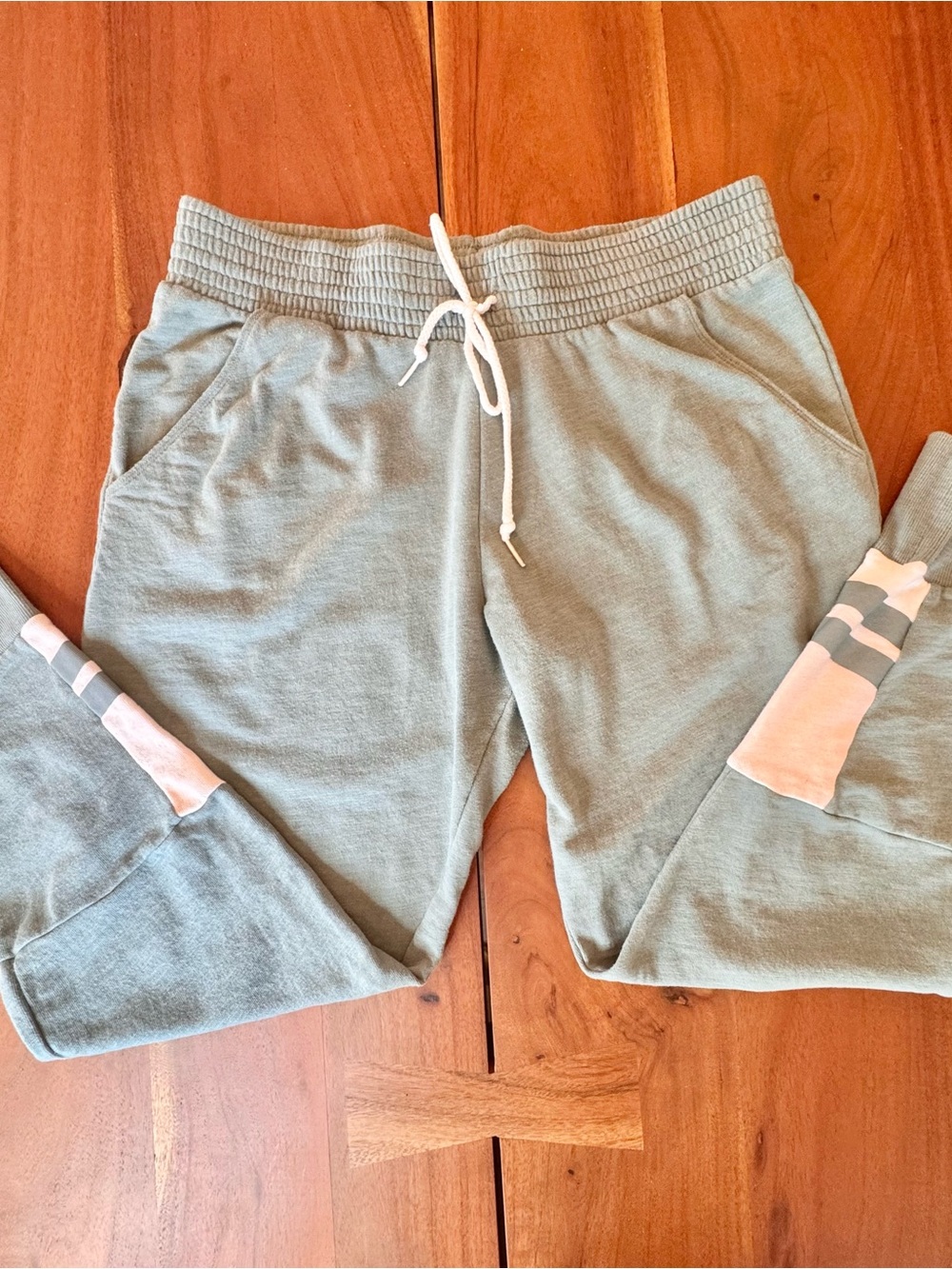 Victoria’s Secret PINK Colorblock Varsity Stripe Joggers Sage Green Size L